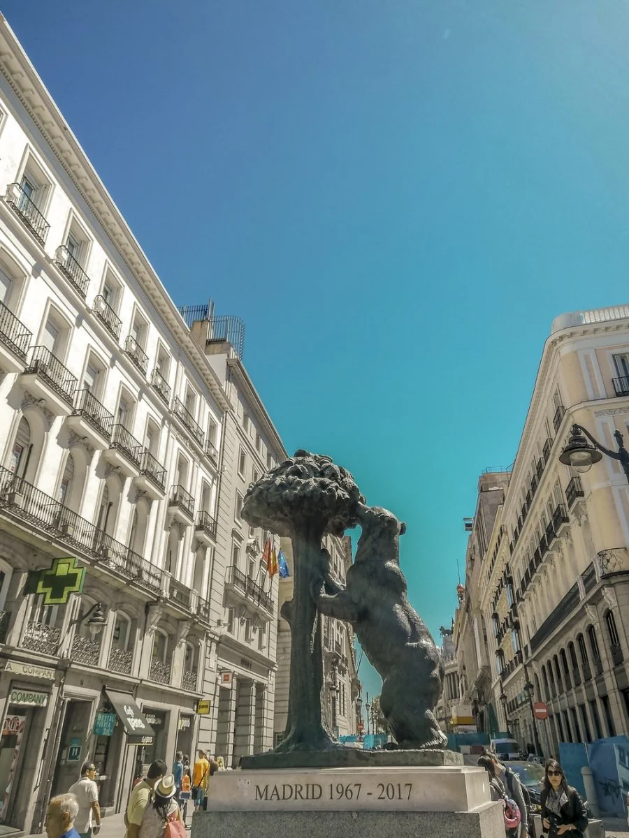 Paint By Numbers | Madrid - Bear Statue