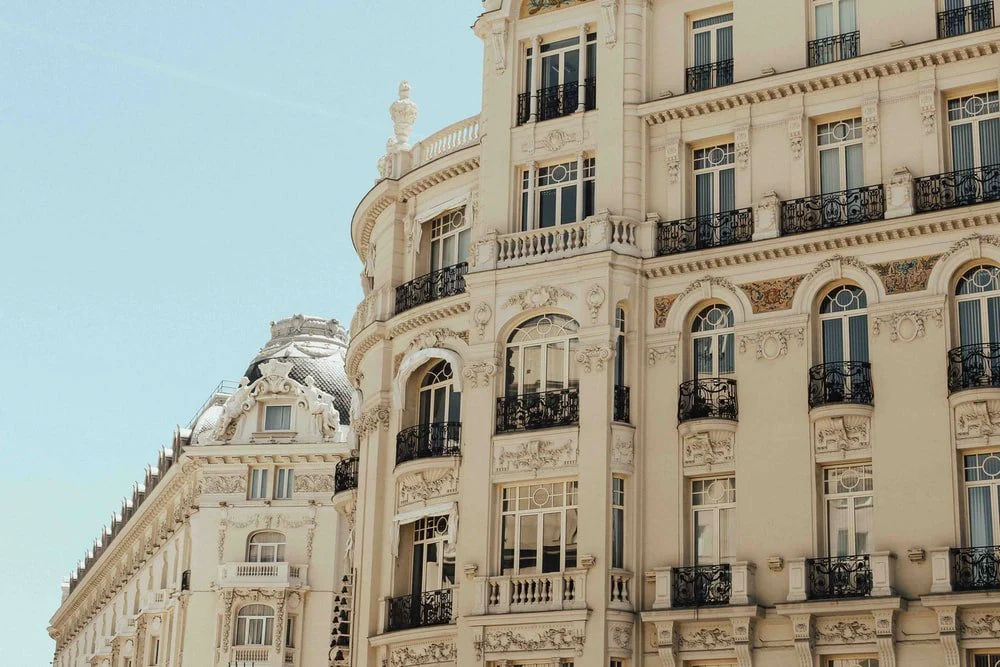 Paint By Numbers | Madrid - Beige Concrete Building