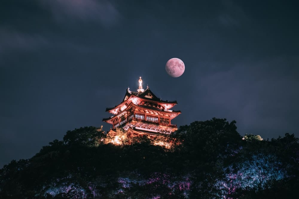 Paint By Numbers | Zhenjiang - Brown And White Temple Under Full Moon