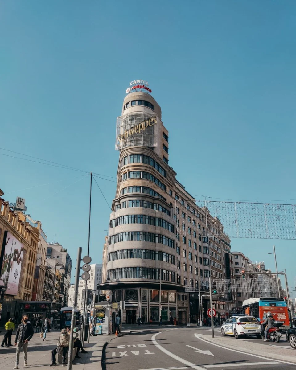 Paint By Numbers | Madrid - Cars On Road Near White Concrete Building During Daytime