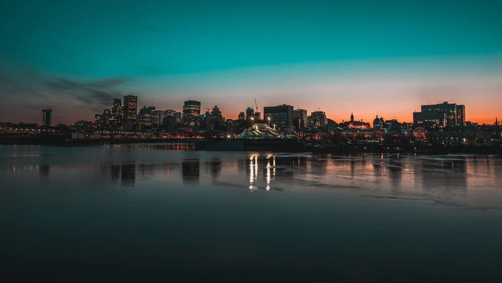 Paint By Numbers | Montréal - Skyline Cityscape Photography
