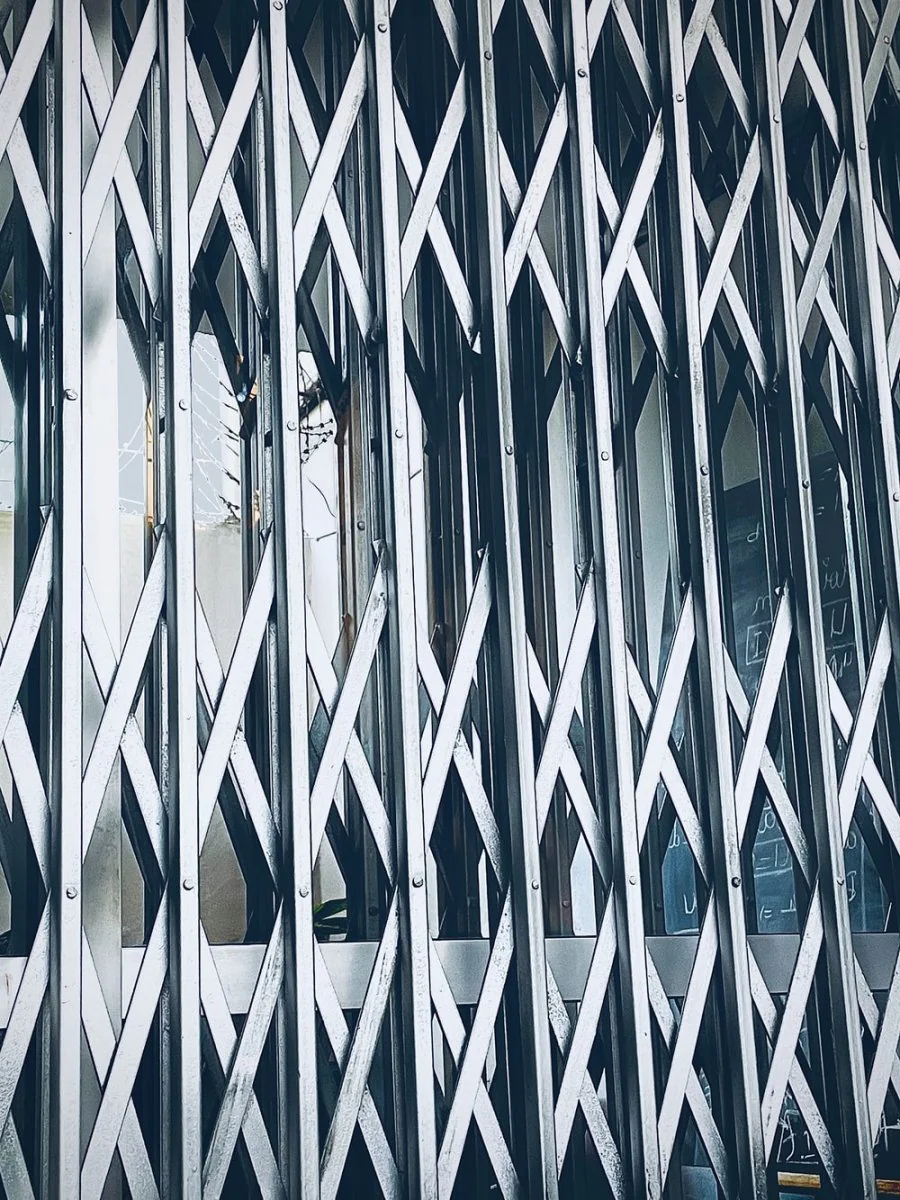 Paint By Numbers | Abidjan - White And Blue Metal Frame